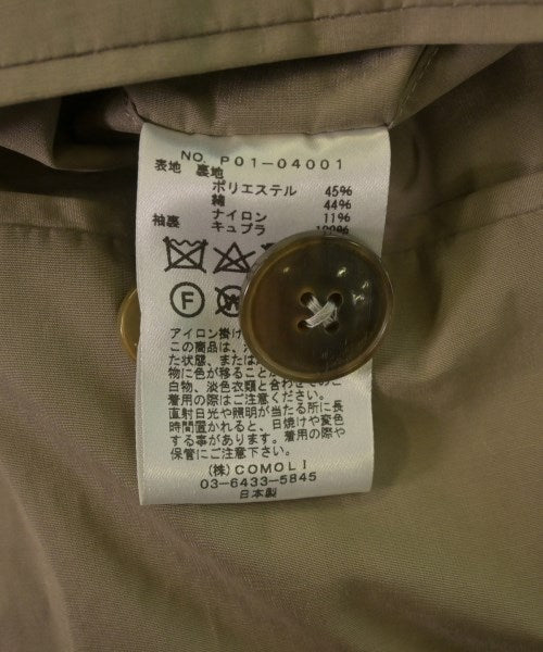 COMOLI 支撐領外套