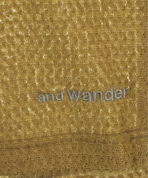 and wander T恤/上衣