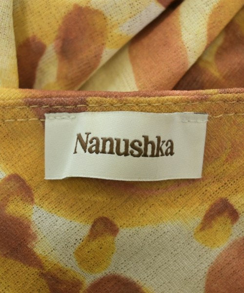 nanushka T恤/上衣