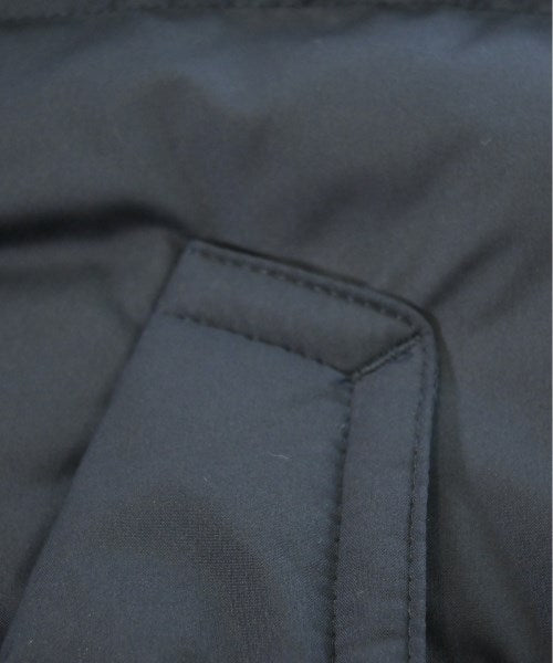 BLUE LABEL CRESTBRIDGE 羽絨夾克/背心