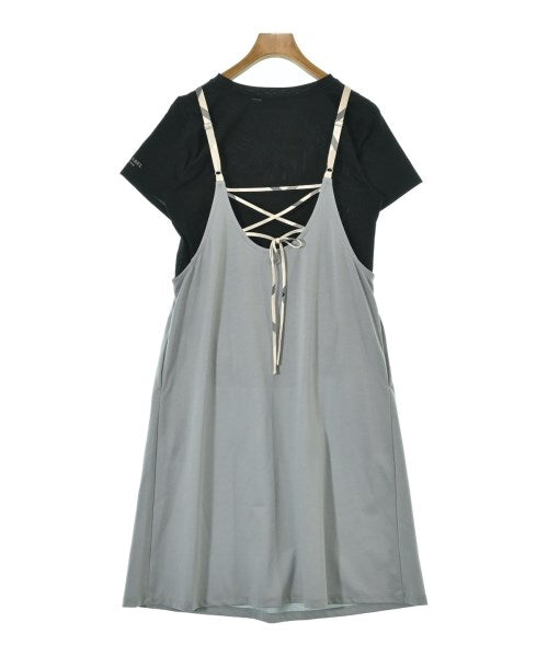BLUE LABEL CRESTBRIDGE 洋裝