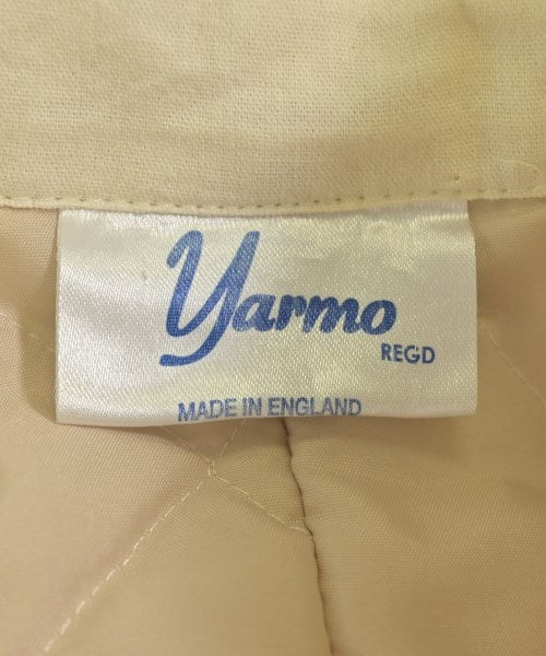 Yarmo 支撐領外套