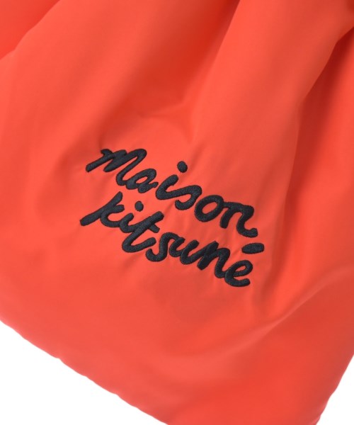 MAISON KITSUNE 冬季圍巾