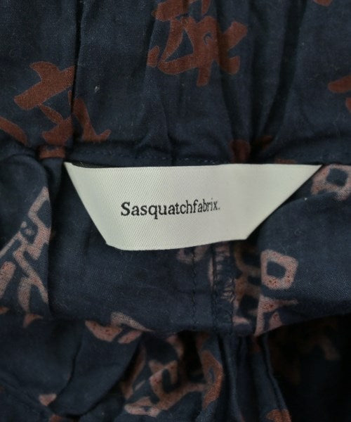 Sasquatchfabrix. 剪裁褲
