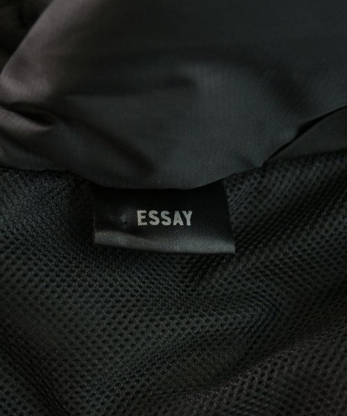 ESSAY 羽絨夾克/背心