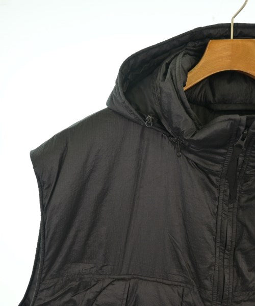 ESSAY 羽絨夾克/背心