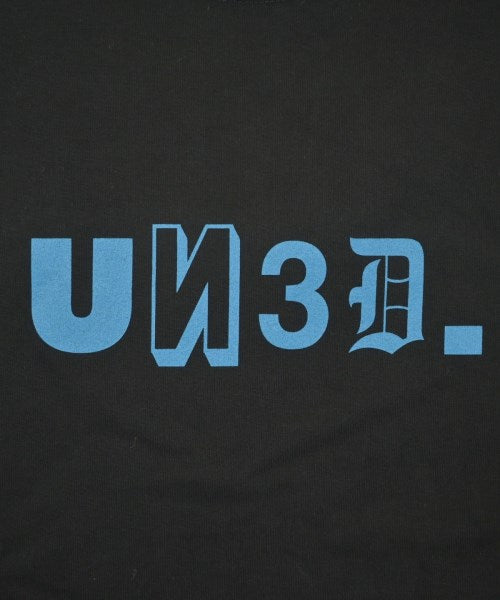 UN3D. T恤/上衣
