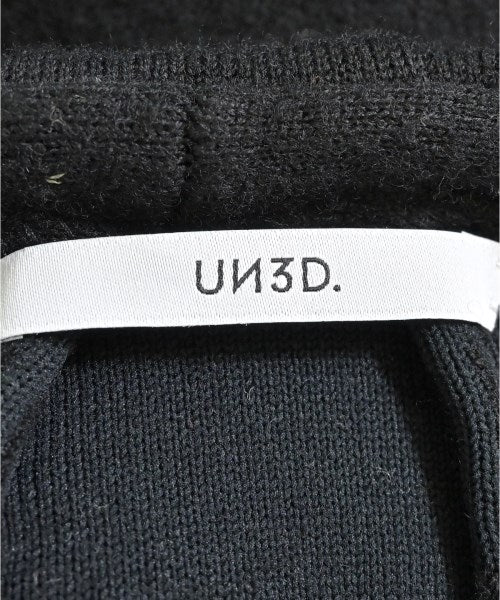 UN3D. 其他大衣
