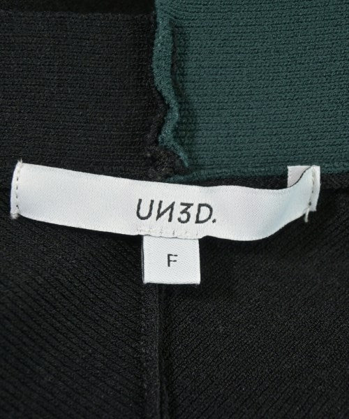 UN3D. 開襟衫