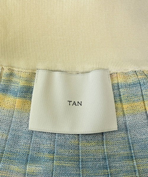 TAN 膝上裙