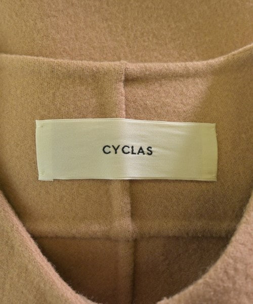 CYCLAS 支撐領外套