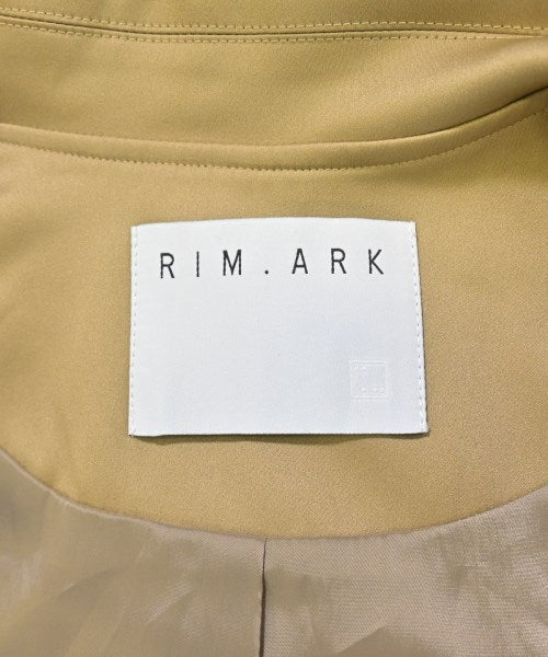 RIM.ARK 支撐領外套