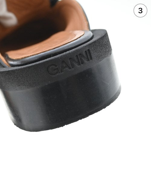 Ganni 正式鞋/樂福鞋