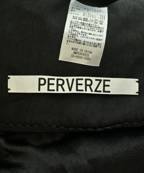 PERVERZE 披肩