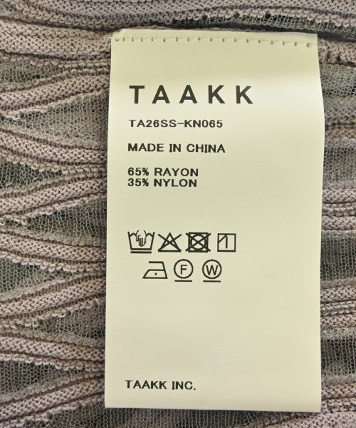 Taakk 毛衣