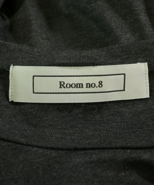 ROOM NO.8 T恤/上衣