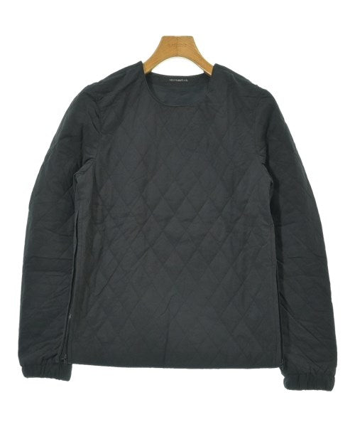 DRESSEDUNDRESSED T恤/上衣