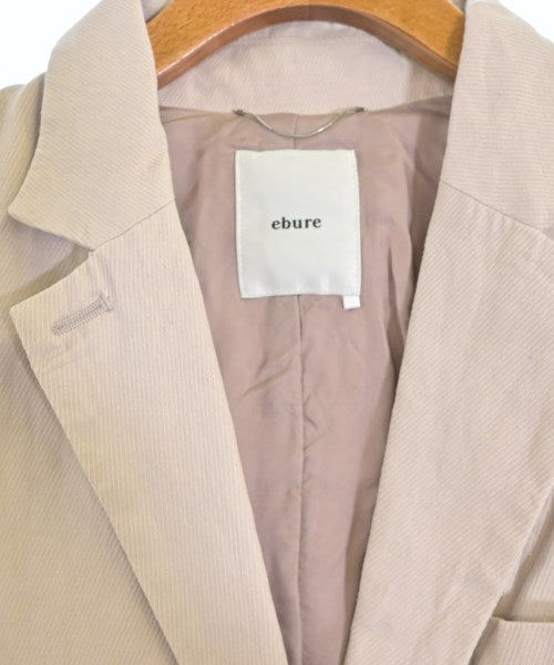 ebure 切斯特披風