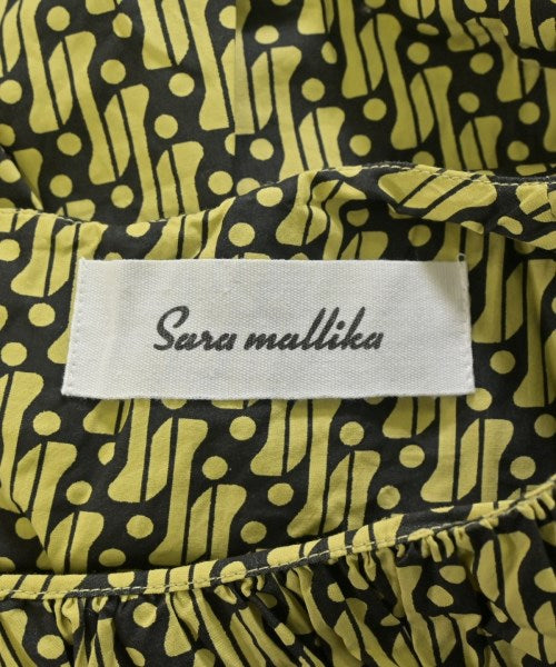 Sara mallika 女襯衫