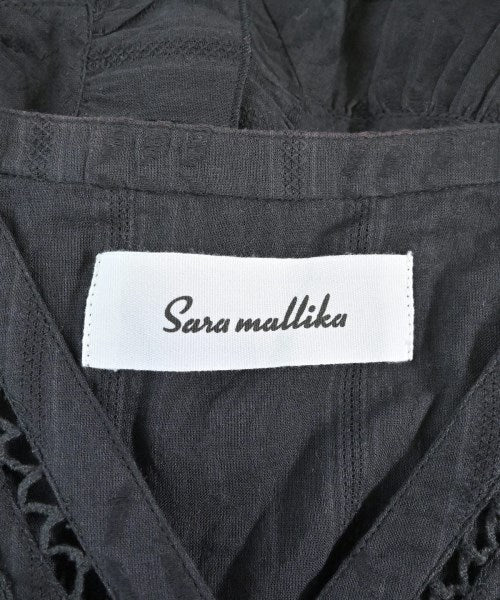 Sara mallika 休閒襯衫