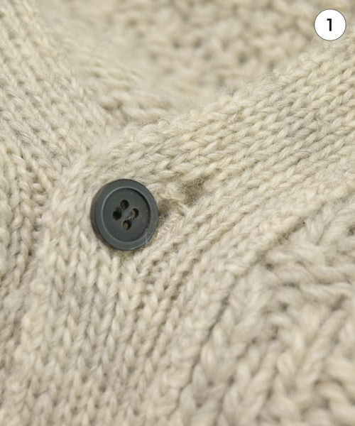 TOGA VIRILIS 開襟衫