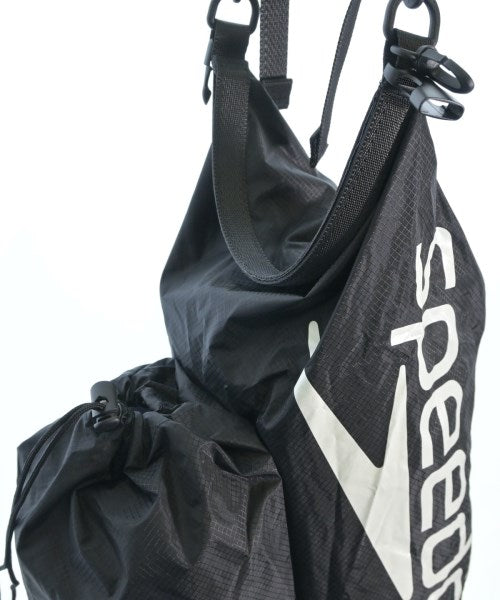 TOGA VIRILIS 肩背包