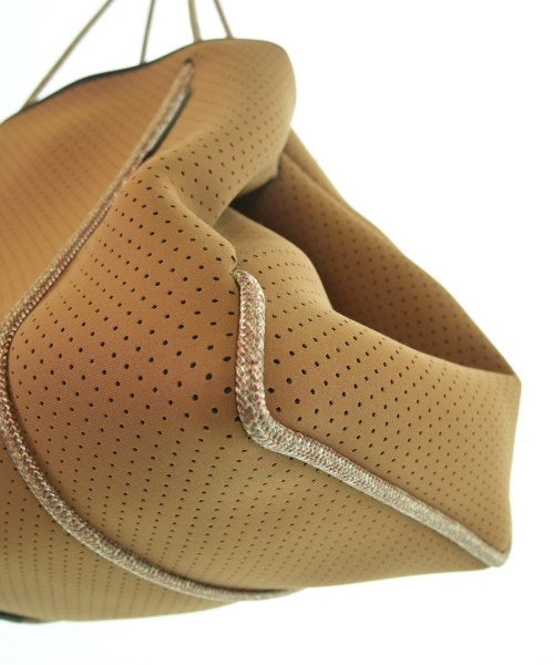 STATE OF ESCAPE 其他包款