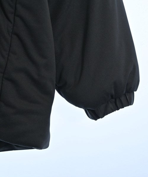 nagonstans 羽絨夾克/背心