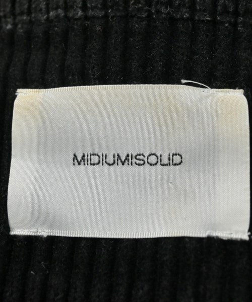 MIDIUMISOLID 外套