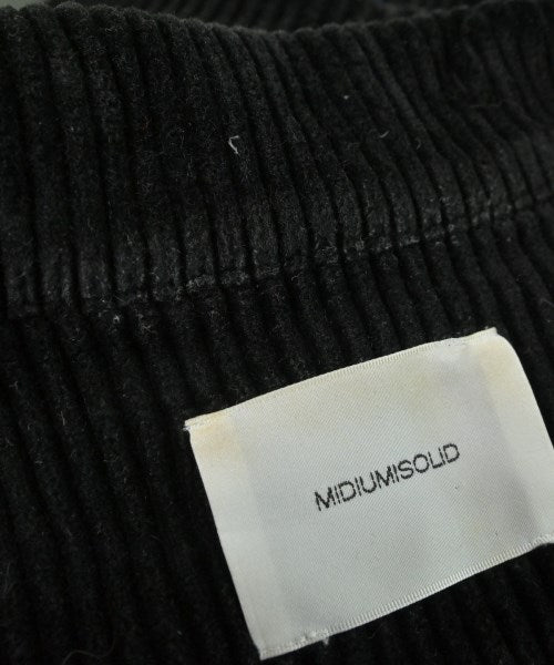 MIDIUMISOLID 外套