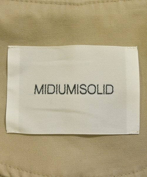MIDIUMISOLID 支撐領外套
