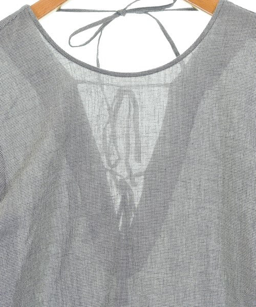 Uhr 女襯衫