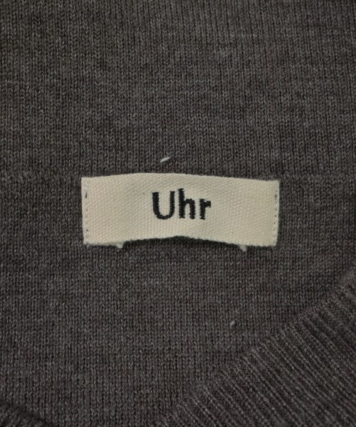 Uhr 開襟衫