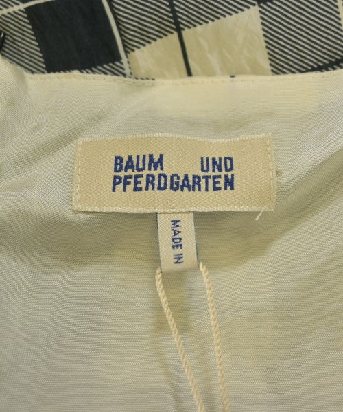 BAUM UND PFERDGARTEN T恤/上衣