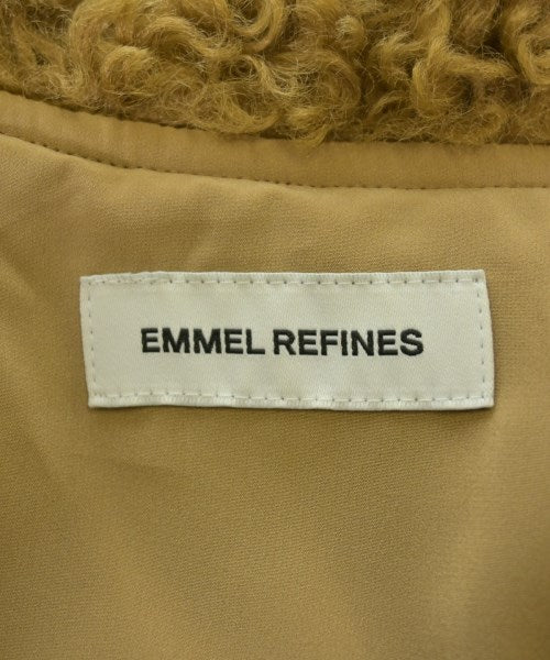 EMMEL REFINES 羽絨夾克/背心