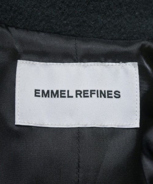 EMMEL REFINES 支撐領外套