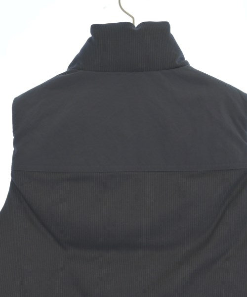 COMME des GARCONS HOMME 羽絨夾克/背心