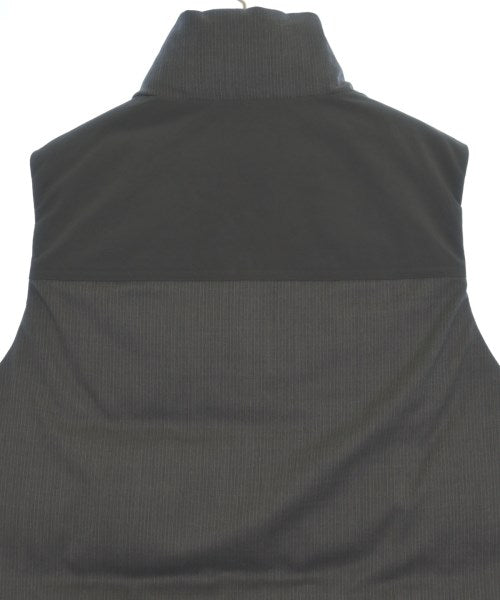 COMME des GARCONS HOMME 羽絨夾克/背心