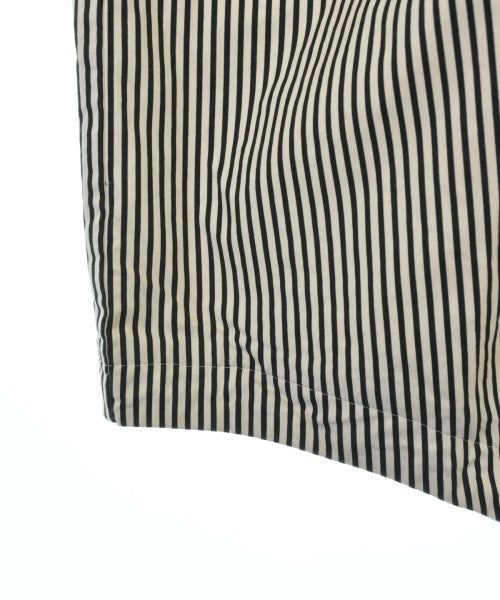 COMME des GARCONS COMME des GARCONS 剪裁