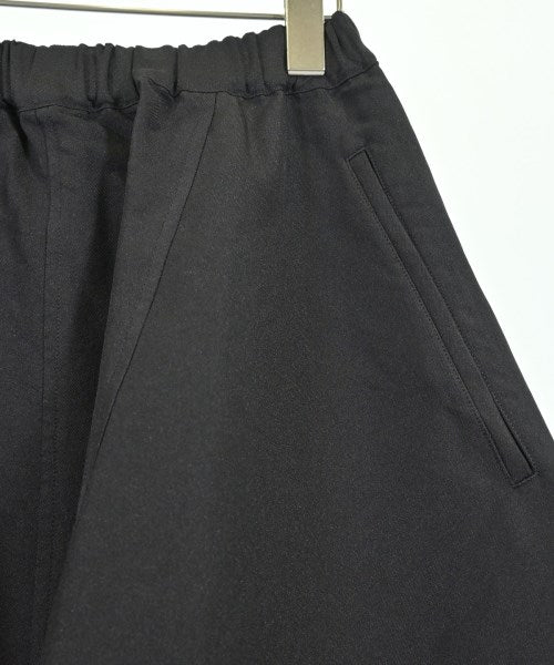 COMME des GARCONS COMME des GARCONS 剪裁褲
