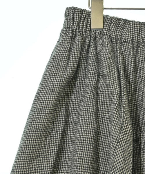 COMME des GARCONS COMME des GARCONS 膝上裙
