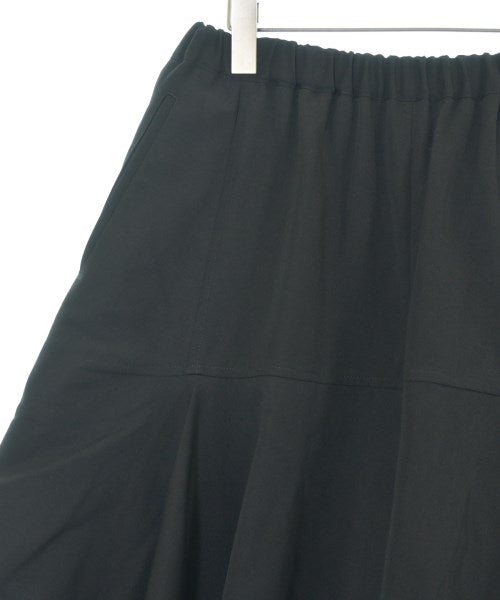 COMME des GARCONS COMME des GARCONS 剪裁褲