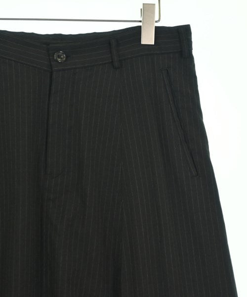 COMME des GARCONS COMME des GARCONS 剪裁褲
