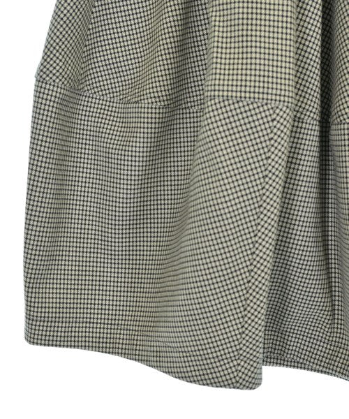 COMME des GARCONS COMME des GARCONS 膝上裙