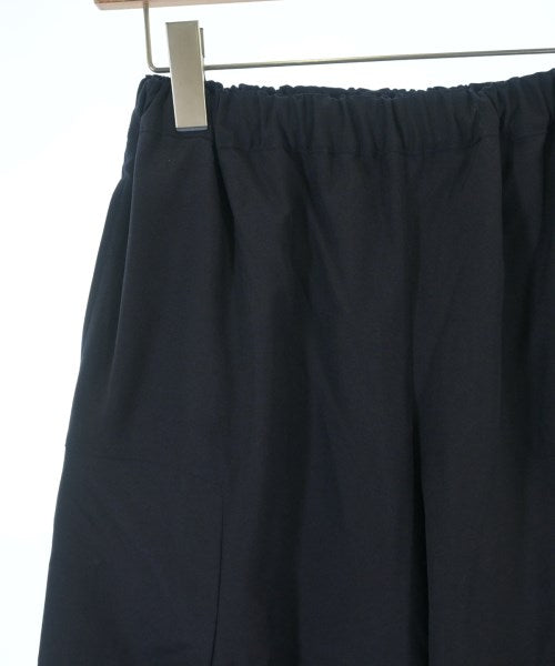 COMME des GARCONS COMME des GARCONS 剪裁褲