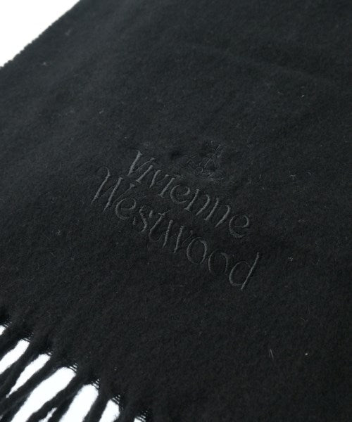 Vivienne Westwood 冬季圍巾