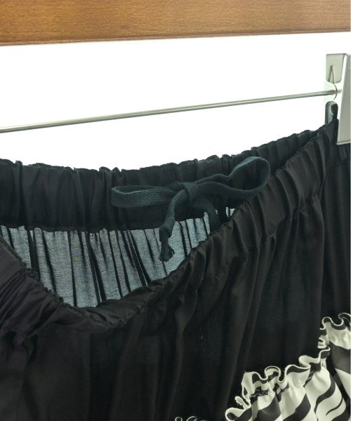 COMME des GARCONS 膝上裙