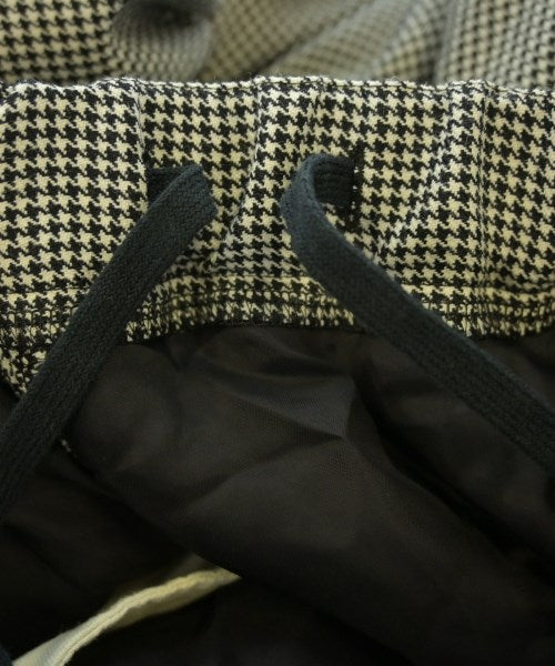 COMME des GARCONS 膝上裙