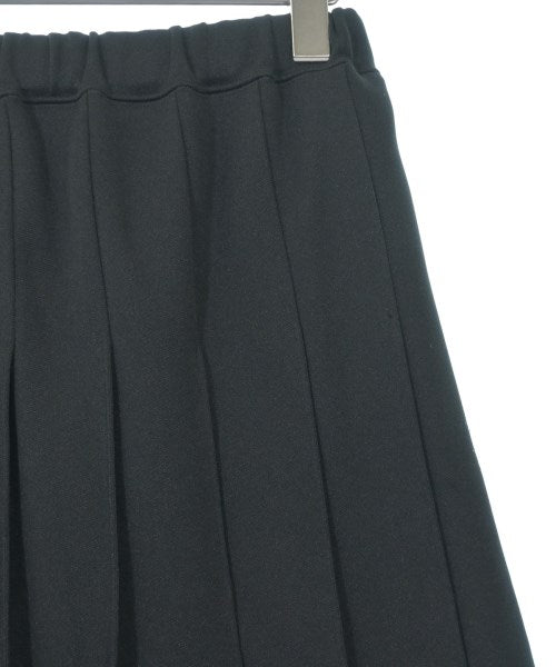 COMME des GARCONS 膝上裙