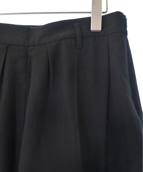 ANN DEMEULEMEESTER 長